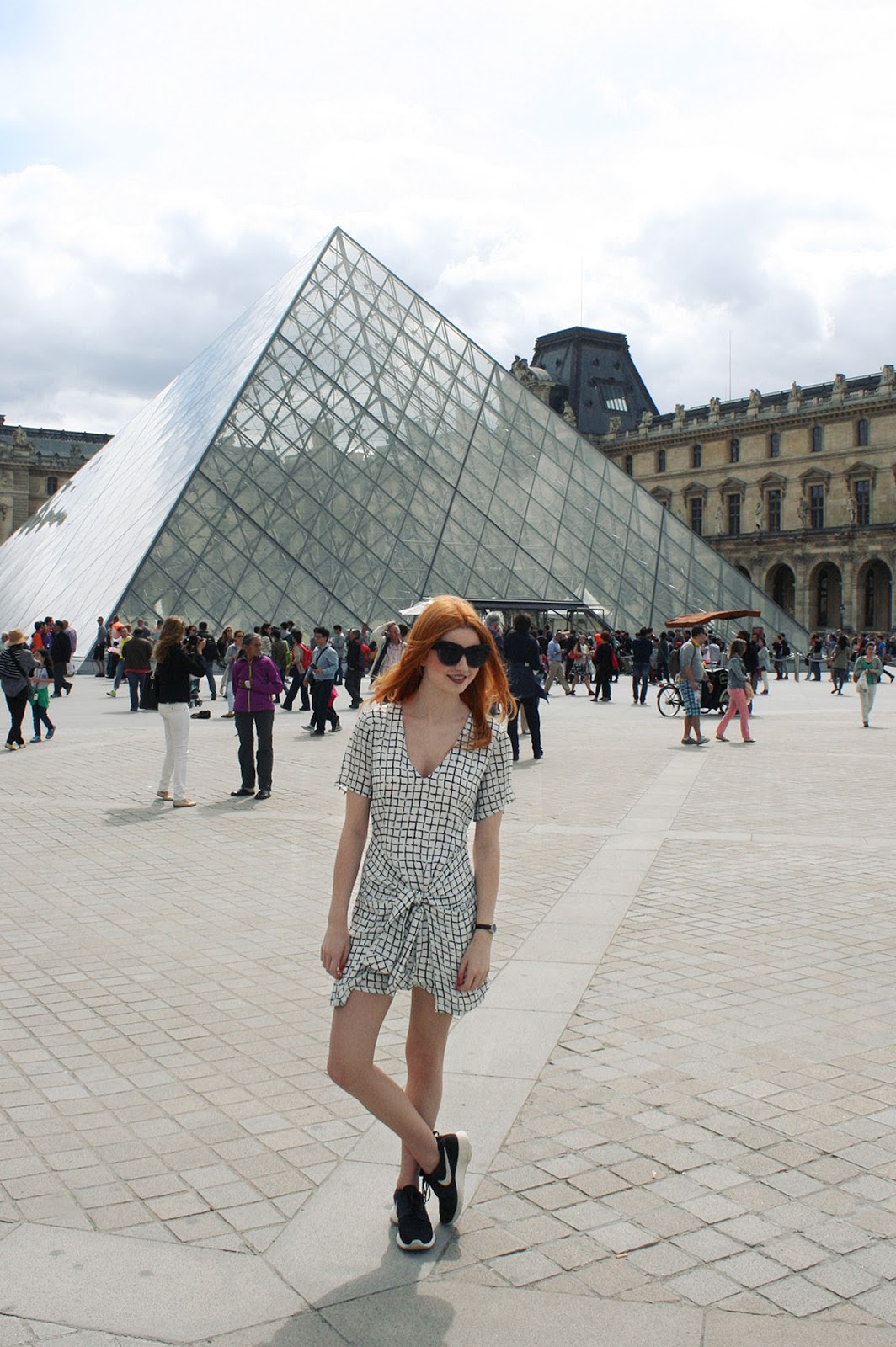 Paris OOTD | Grid Print Dress