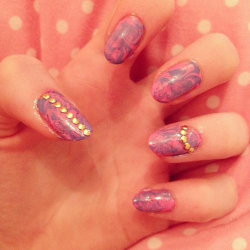 Nail Art: Marbled & Studded