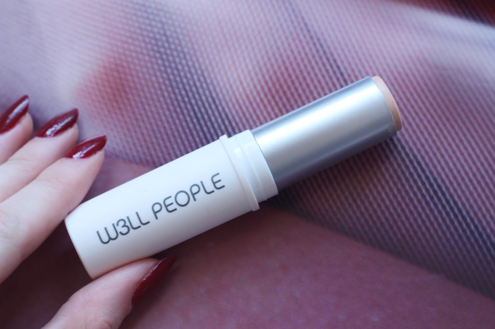 W3LL PEOPLE Narcissist – a Natural Foundation Review