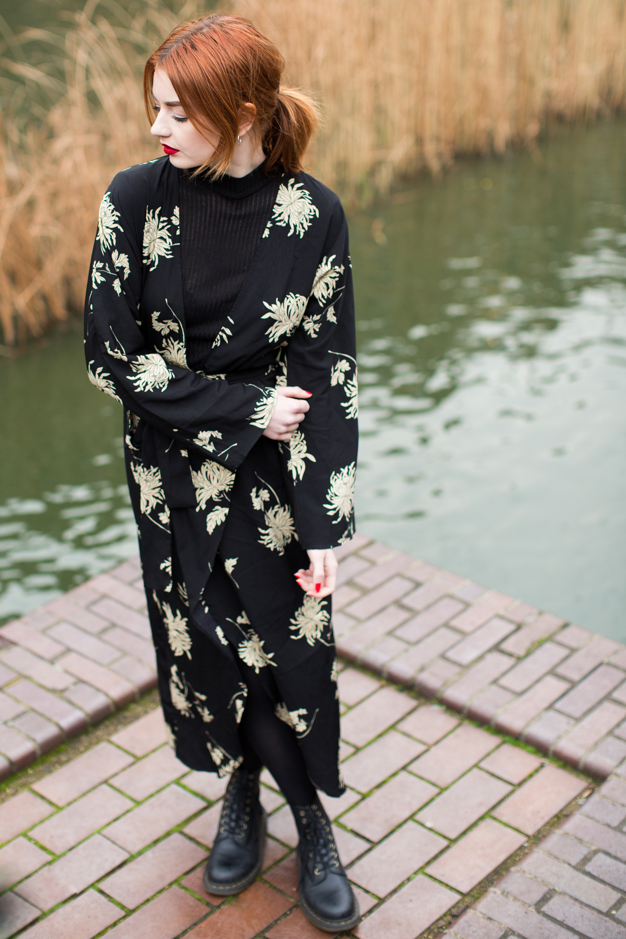black-floral-kimono-dress